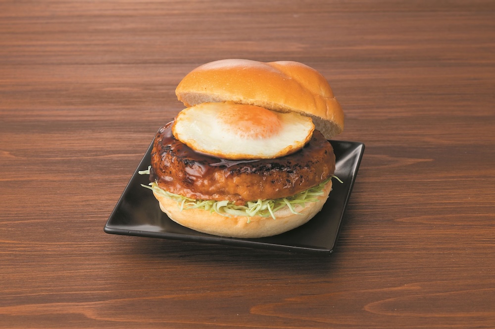 9月1日に発売される「とろ～り月見つくねバーガー」税込み497円