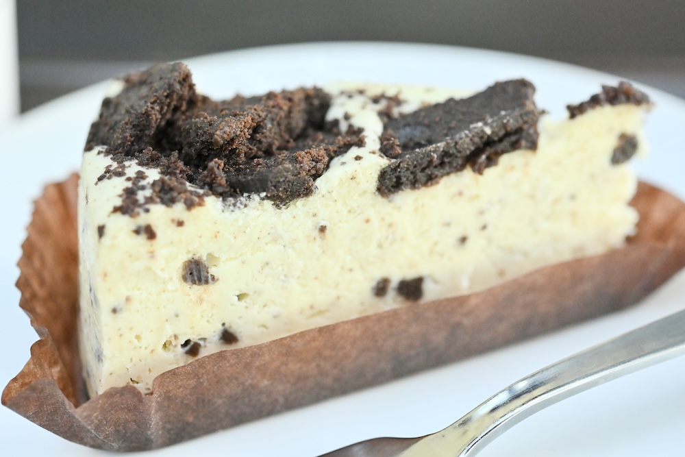 「クッキー＆クリーム チーズケーキ」イメージ