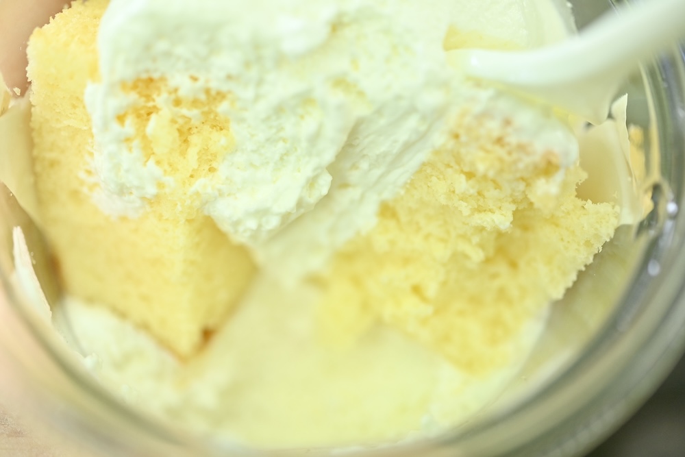「くちどけクリーム＆シフォンケーキ」イメージ