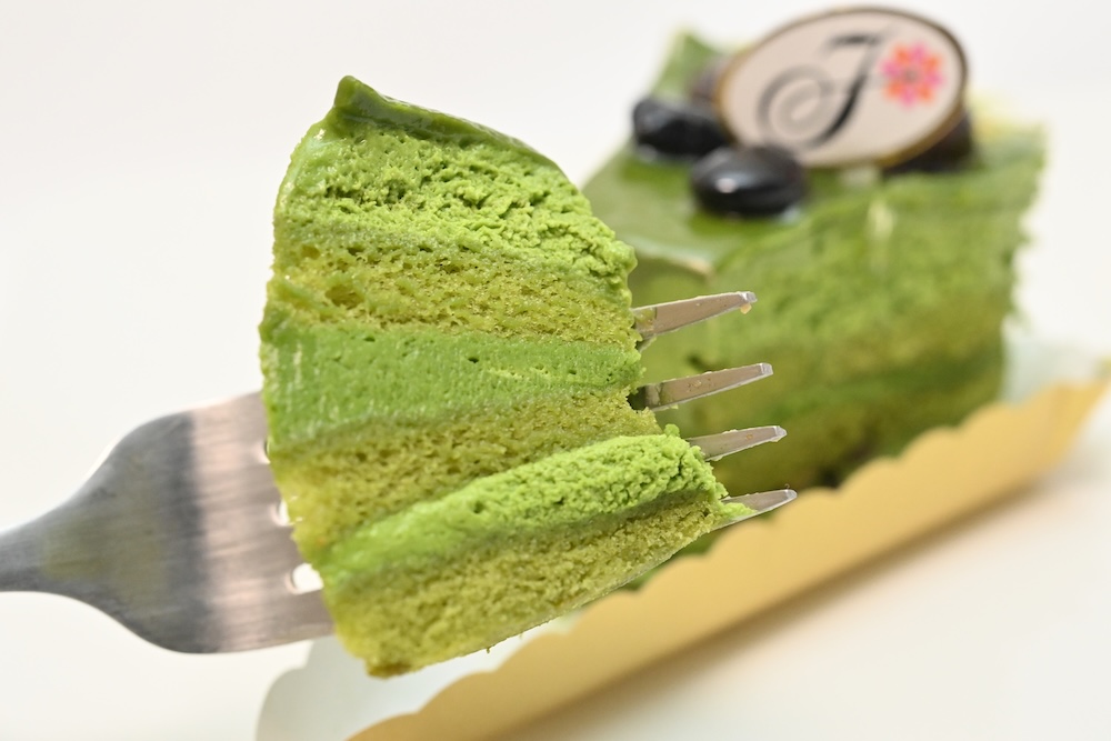 「不二家の濃い抹茶ケーキ（鹿児島県産抹茶使用）」イメージ