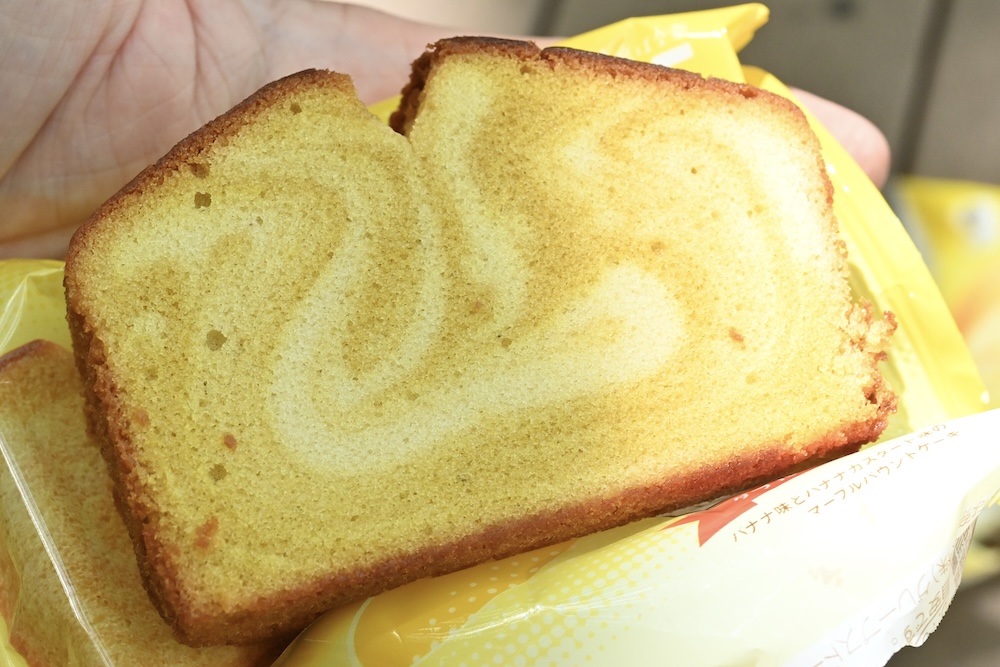 「東京ばな奈　バナナかすたあどパウンドケーキ」イメージ
