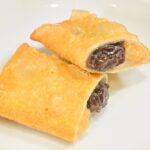 「北海道産バターとあんことおもちの月見パイ」税込み200円〜