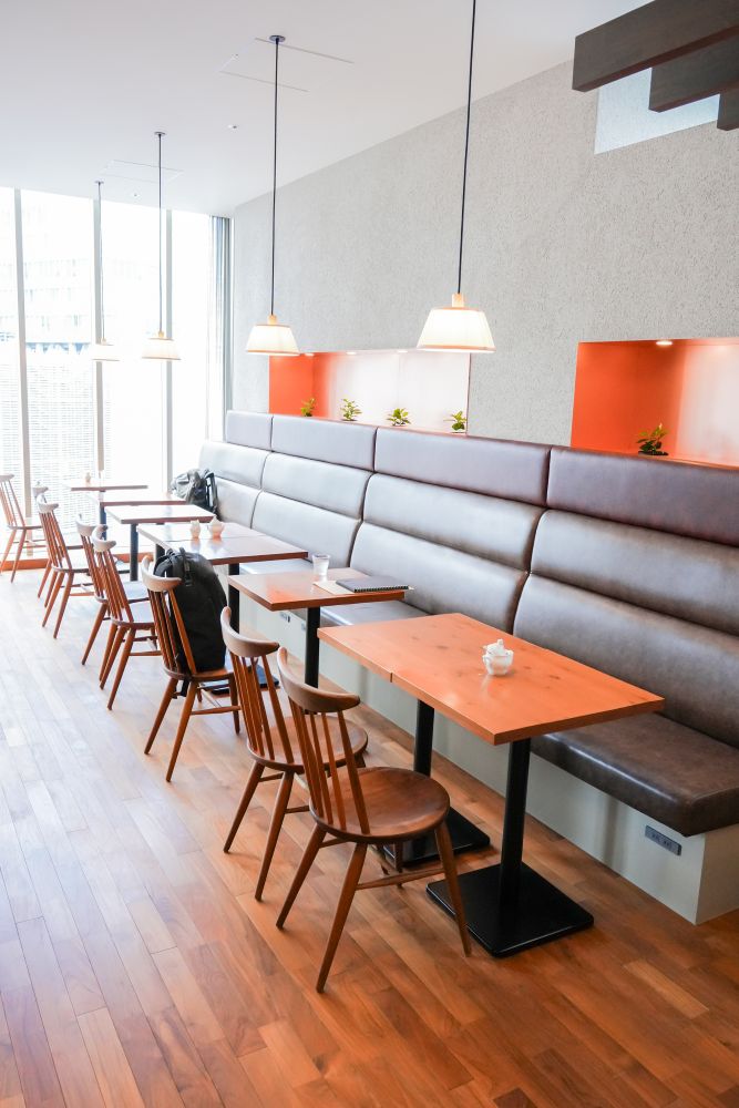 「炭火焙煎珈琲.凛 本店」1階のイメージ