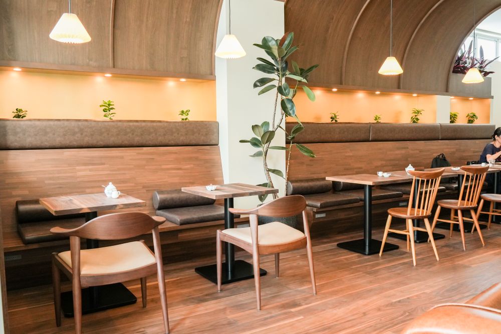 「炭火焙煎珈琲.凛 本店」2階のイメージ