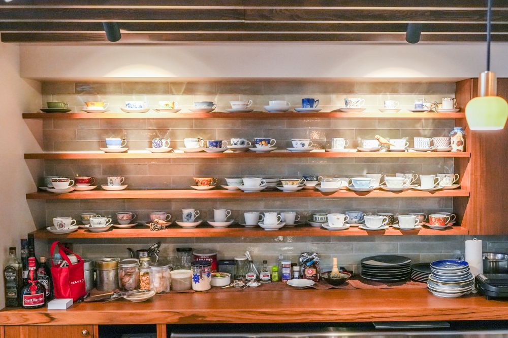「炭火焙煎珈琲.凛 本店」1階のイメージ