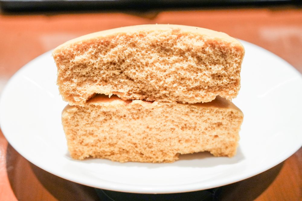 「日焼けベアフルのキャラメルスチームケーキ」イメージ