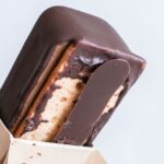 「ご褒美スティックケーキ パリっとふわとろショコラ(ベルギーチョコ使用)」イメージ