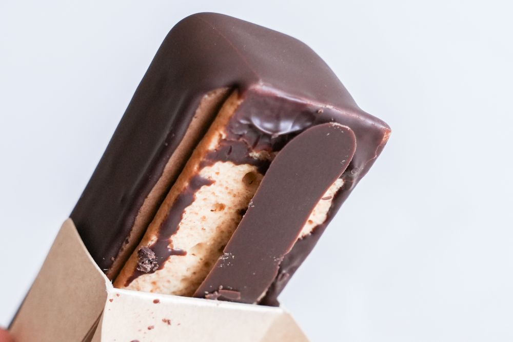 「ご褒美スティックケーキ パリっとふわとろショコラ(ベルギーチョコ使用)」イメージ