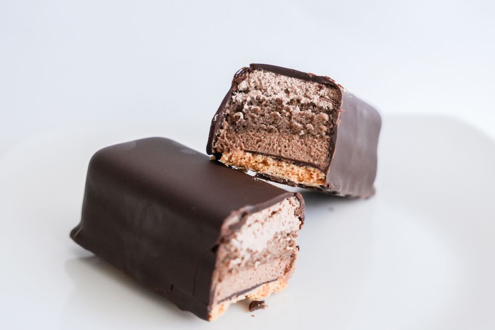 「ご褒美スティックケーキ パリっとふわとろショコラ(ベルギーチョコ使用)」イメージ