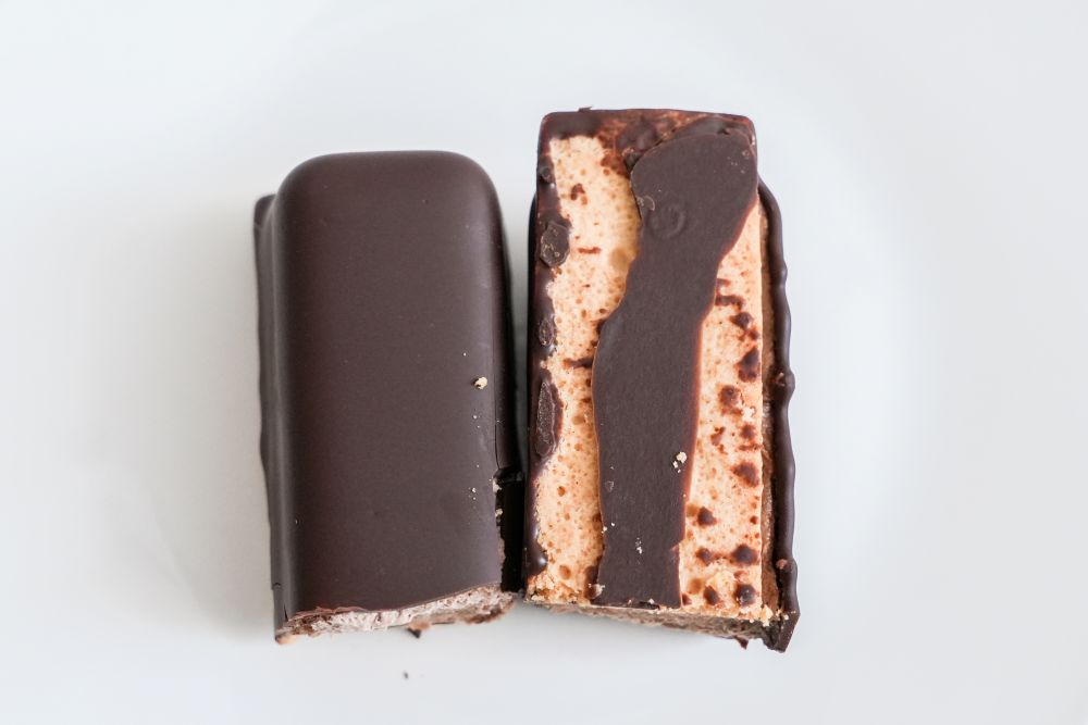 「ご褒美スティックケーキ パリっとふわとろショコラ(ベルギーチョコ使用)」イメージ