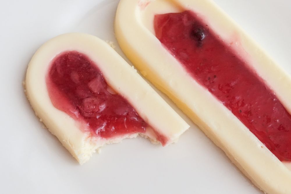 「かじるホワイトチーズケーキ」イメージ