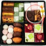 トシ・ヨロイヅカより販売される「スウィーツおせち 二段重」イメージ