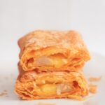 「おもちと濃厚カスタードの月見パイ」イメージ