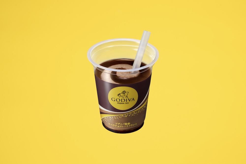 9月1日に発売される「ゴディバ監修 オペラチョコレートフラッペ」税込み460円