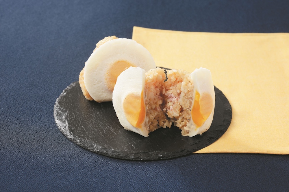 9月1日に発売される「とろ～り月見おにぎり」税込み297円