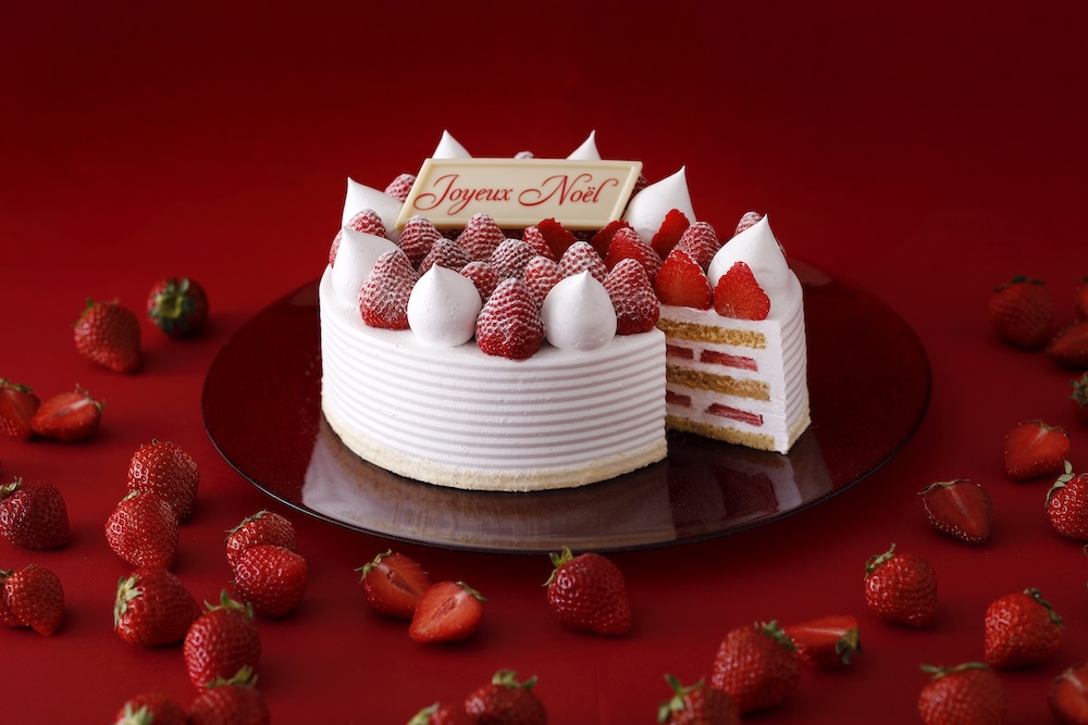 「新スーパーあまおうショートケーキ」15,660円〜