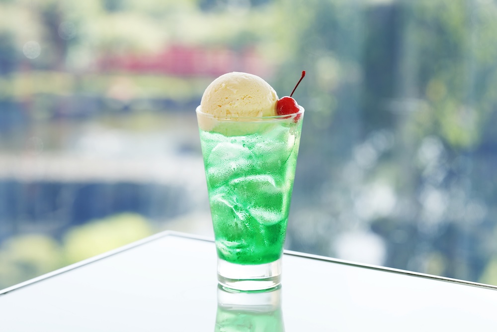 「クリームソーダ（メロン）」2,200円