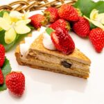 「黒洲きな粉とほうじ茶のタルト ～ショートケーキ風～」ピース・税込み1,380円〜