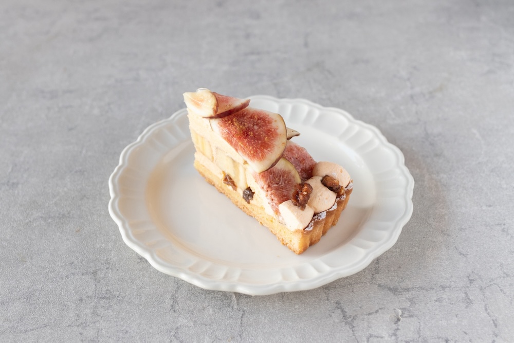「いちじくとバナナのタルト」カット・890円〜