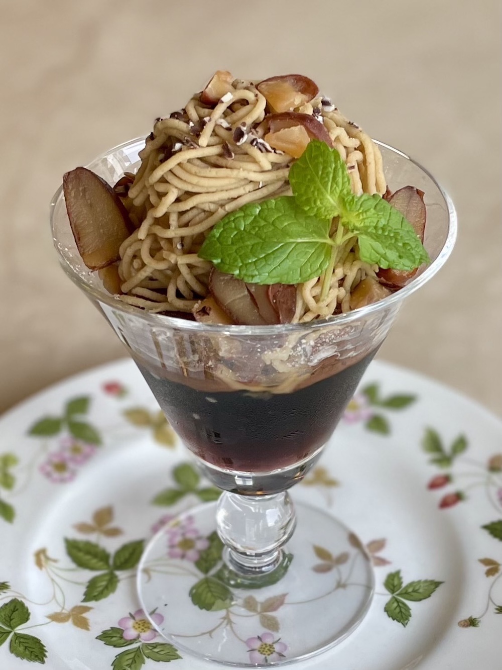 「カフェ　英國屋」の「モンブランコーヒーゼリー」税込み1,450円