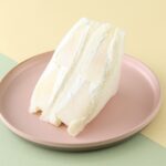 エキュート大宮「サンドイッチカフェ おいしいメルヘン。」の「彩玉生クリーム」1パック・税込み799円〜