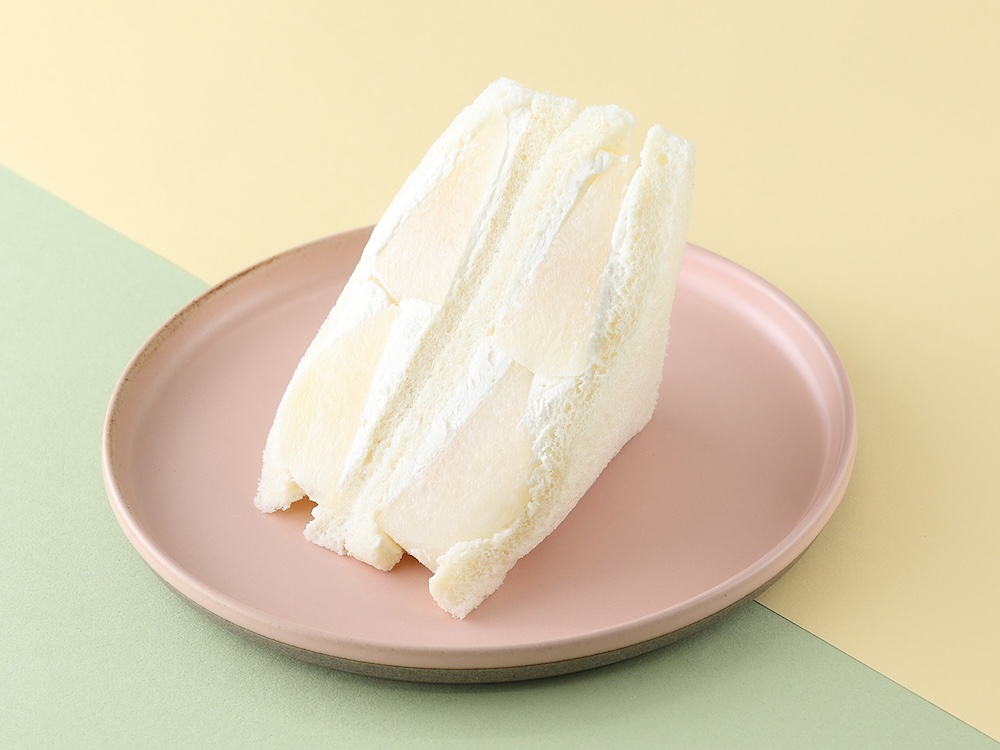 エキュート大宮「サンドイッチカフェ おいしいメルヘン。」の「彩玉生クリーム」1パック・税込み799円〜