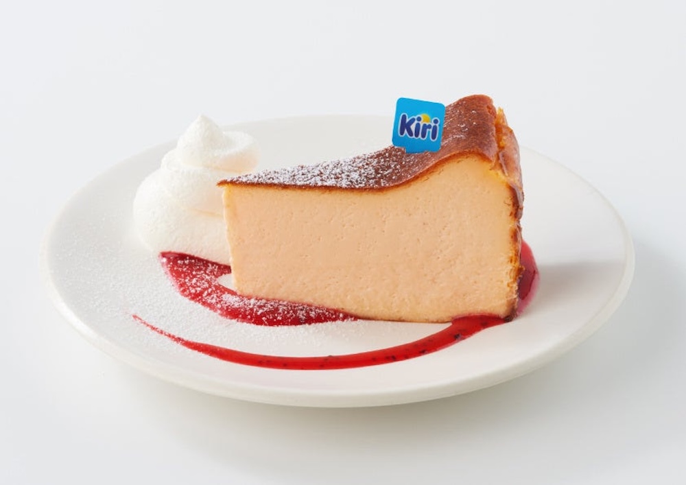「贅沢ストロベリー バスクチーズケーキ」税込み740円