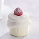 「できたて極上牛乳ソフトのクリームチーズケーキ」イメージ