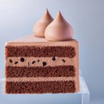 「Uchi Café シンプルチョコレートケーキ 5号」税込み2,800円（断面イメージ）