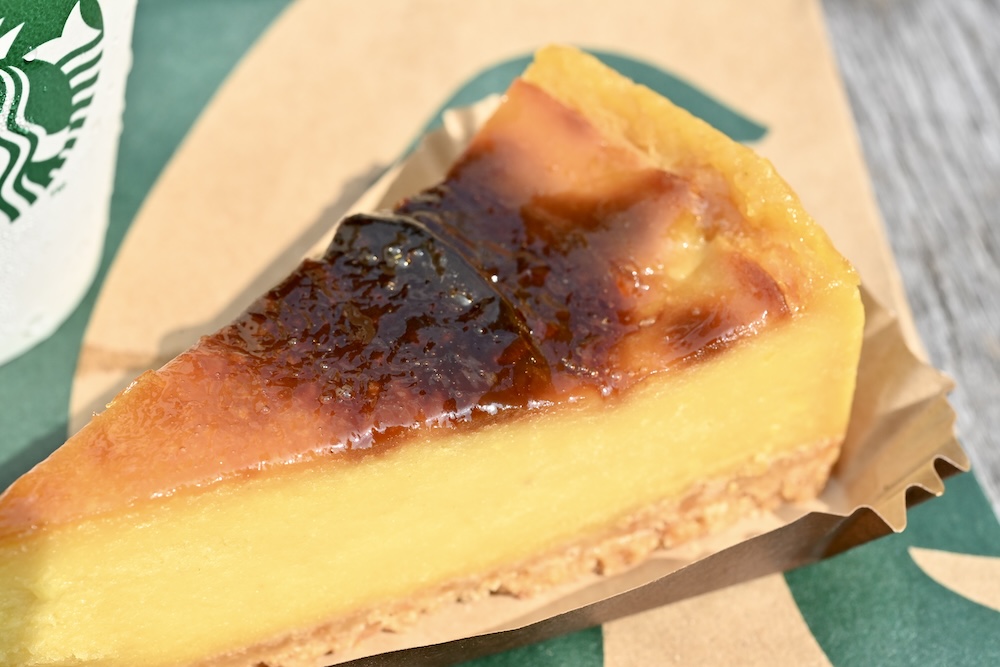 「紅はるかと安納芋の焼き蜜芋ケーキ」イメージ