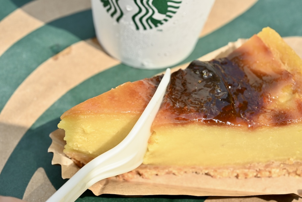 「紅はるかと安納芋の焼き蜜芋ケーキ」イメージ
