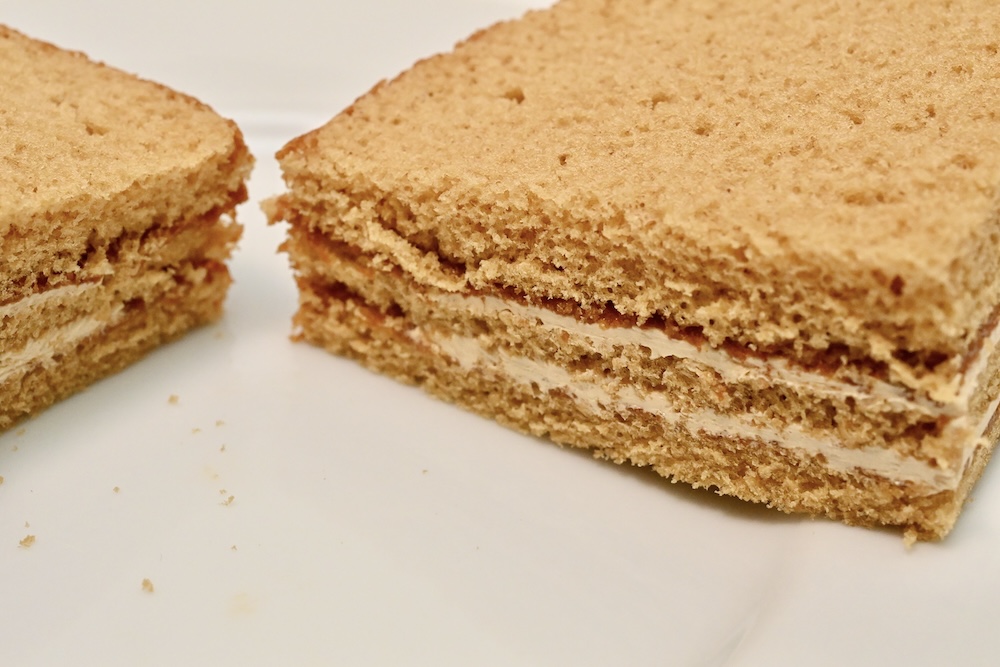 「コーヒークリームサンドケーキ モカ」イメージ