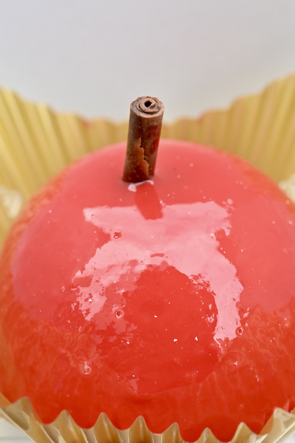 「マンスリーシーズン ドリームストーリー～りんごのドームケーキ～」イメージ