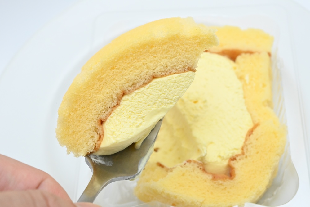 「お月見ロールケーキ」イメージ
