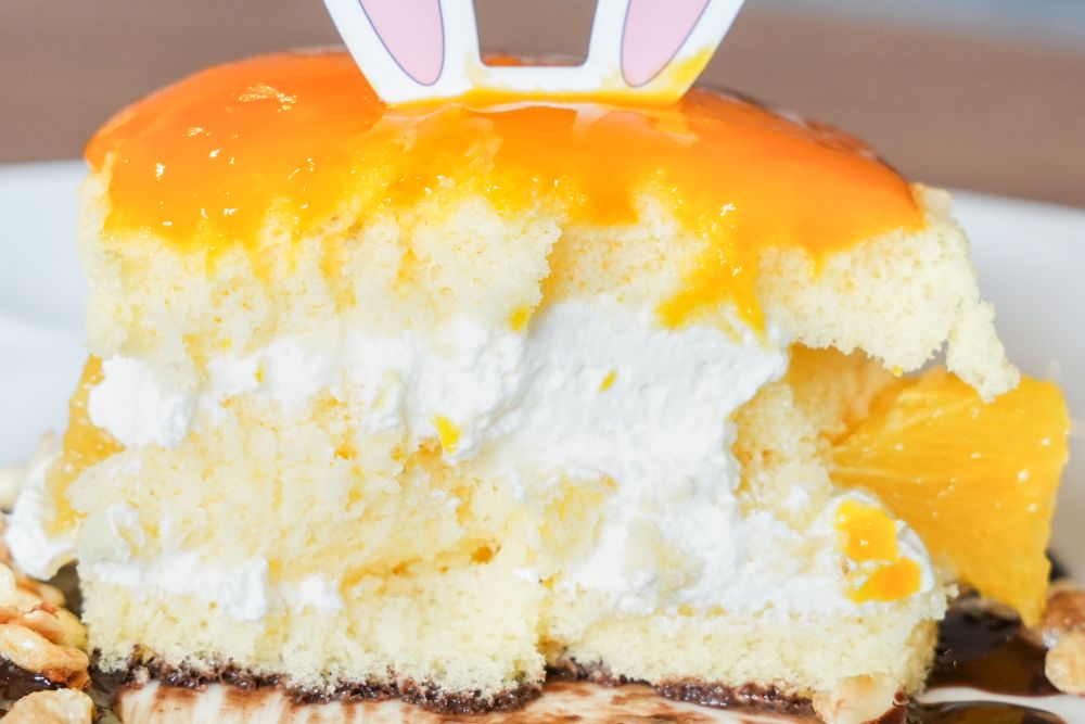「オレンジのショートケーキ～マンゴーソースで月に見たてて」イメージ
