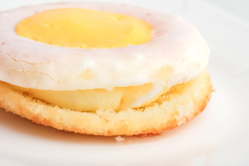 「月見フィナンシェケーキ」イメージ
