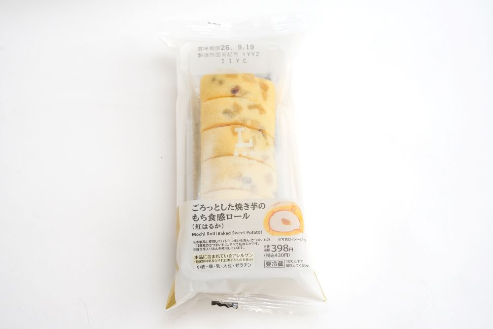 「ごろっとした焼き芋のもち食感ロール（紅はるか）」イメージ
