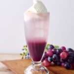 11月11日まで販売される「フランス産アイスのクリームソーダ　巨峰＆マスカルポーネ」税込み968円