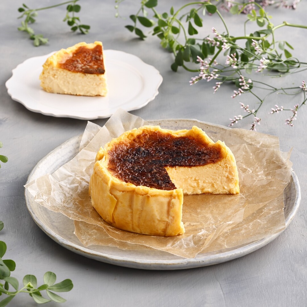 「バスクチーズケーキ」税込み2,480円