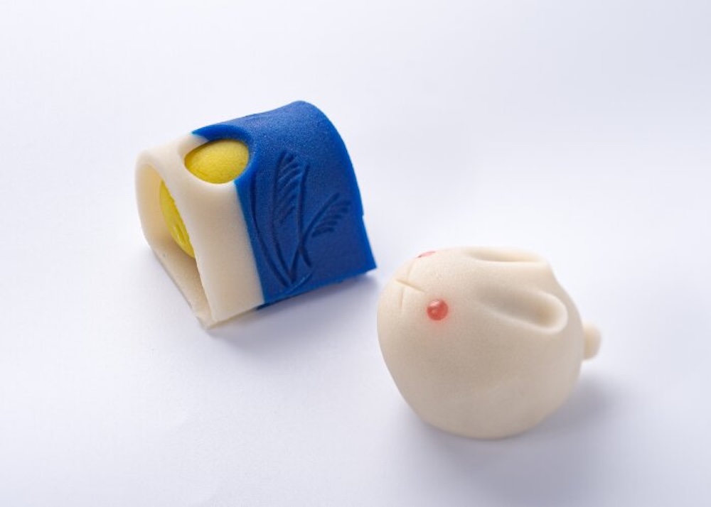 「赤福 五十鈴茶屋」の「上生菓子 十五夜」2個入り・税込み900円