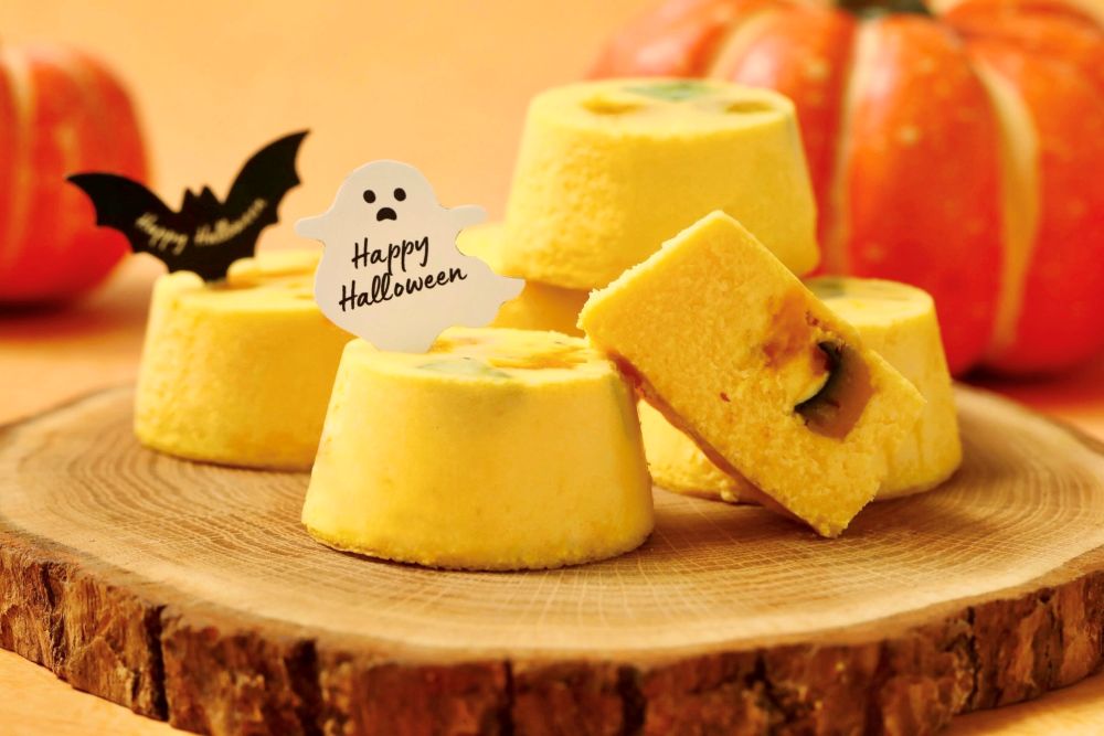 10月1日～10月31日に販売される「さらにおいしいチーズケーキ かぼちゃ」税込み290円