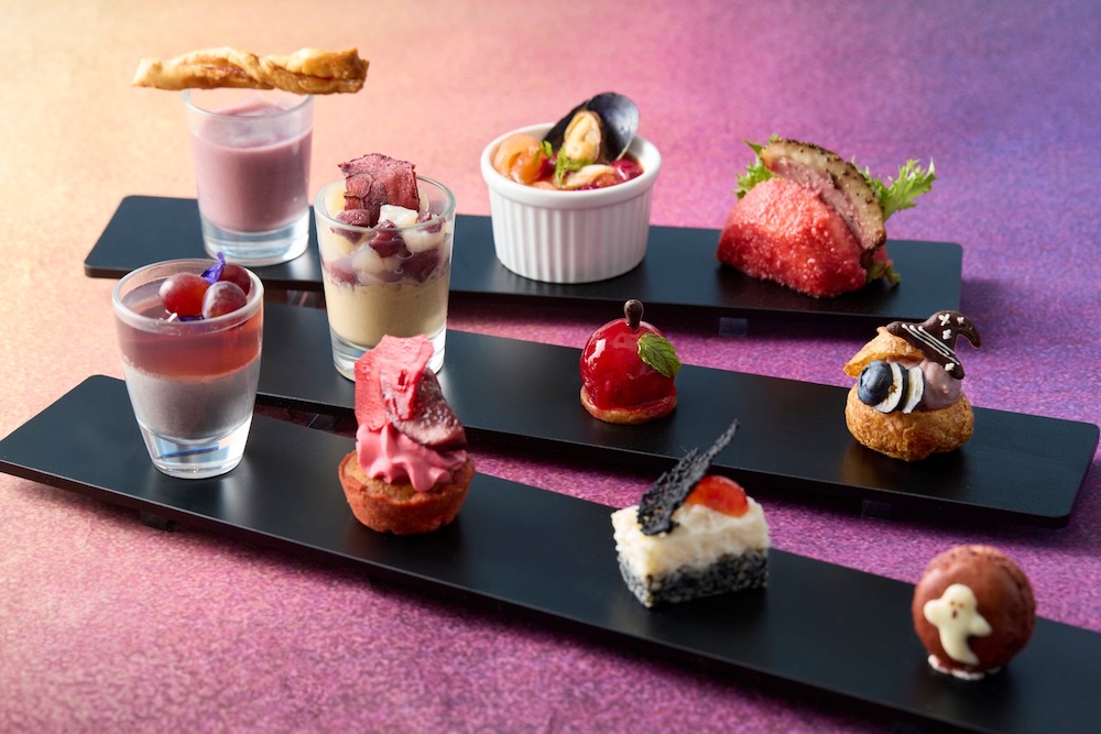 「VMG CAFE 九段会館テラス」の「ハロウィンアフタヌーンティー」税込み4,500円（別途サービス料）