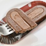 「かじる濃厚ガトーショコラ」イメージ