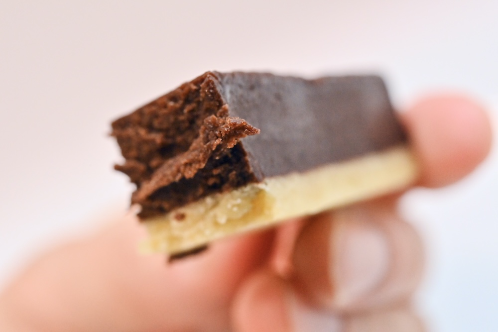 「チョコのスティックケーキ」イメージ