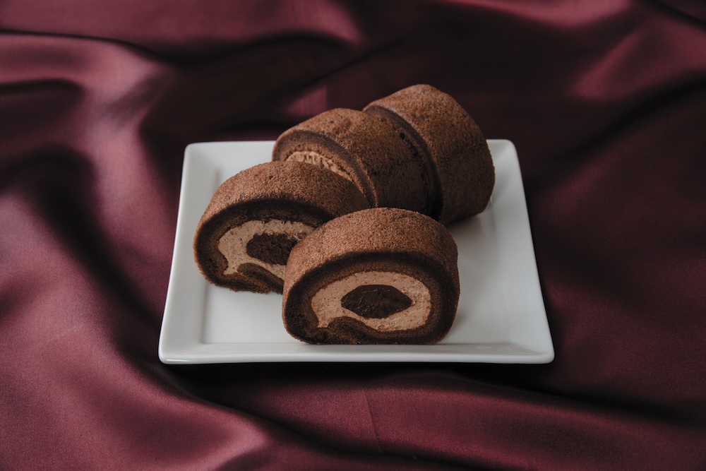 「Uchi Café×ゴディバ もち食感ロール ドゥーブルショコラ4個入」税込み491円