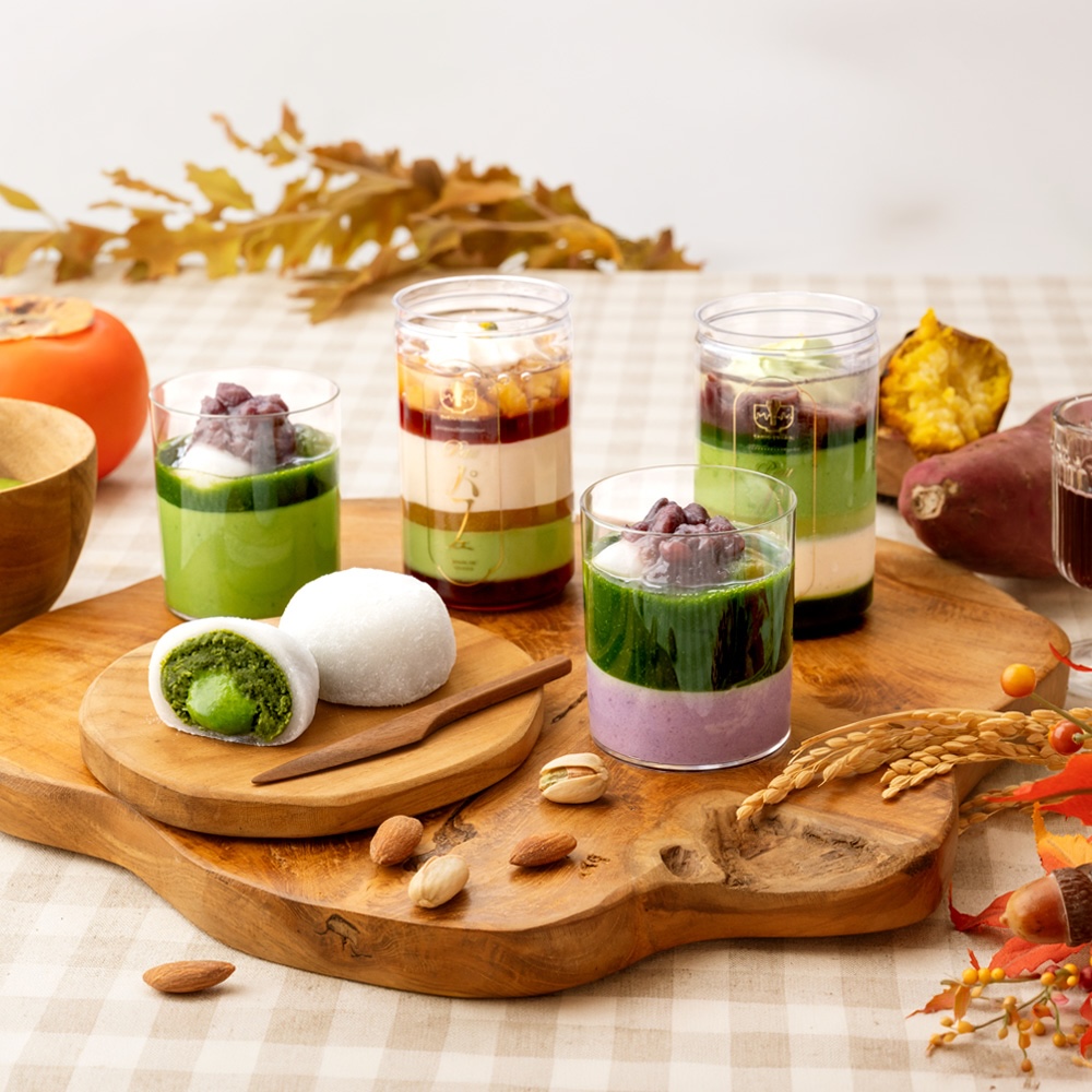 「濃厚抹茶と秋限定スイーツBOX」税込み4,980円（送料含む）