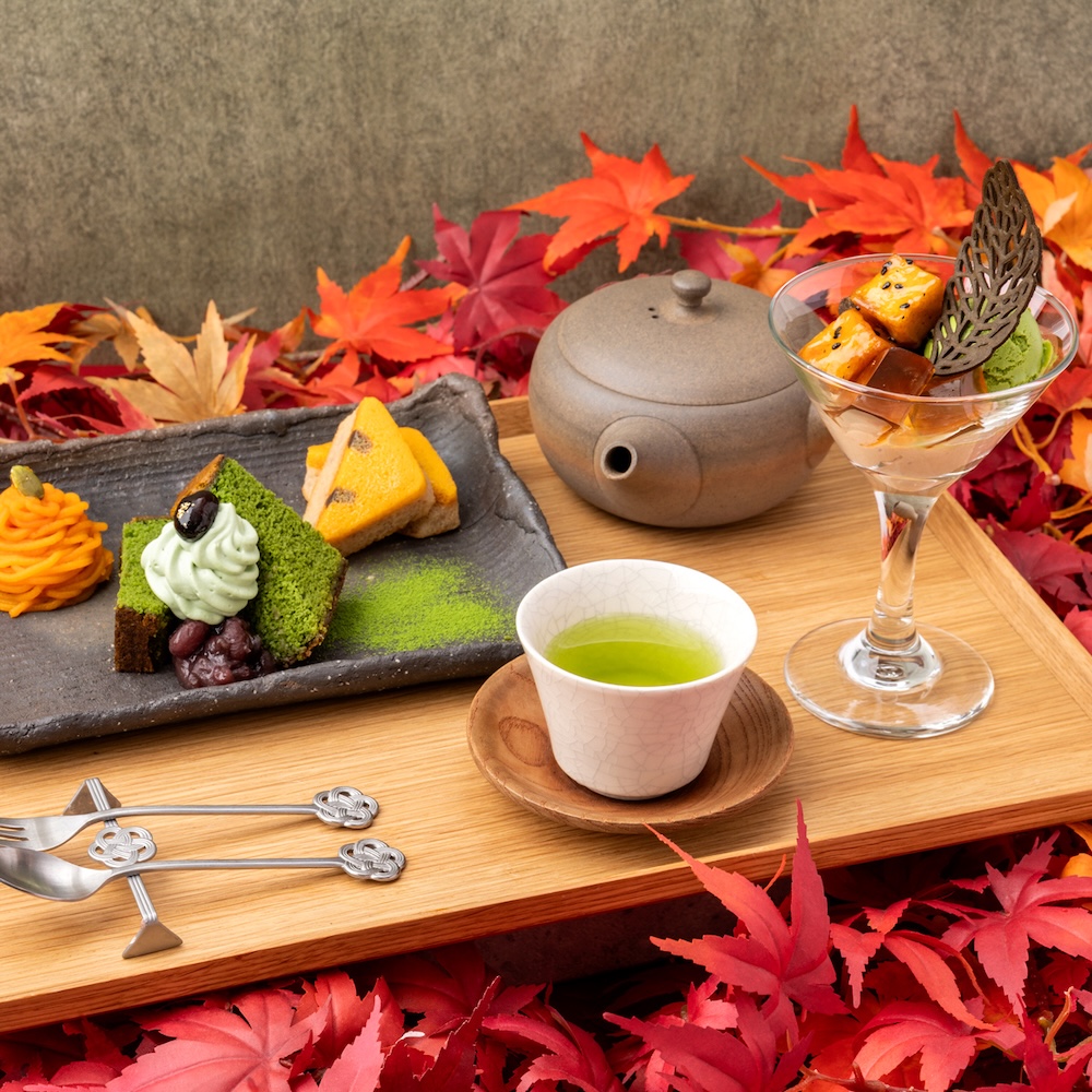 「満ちる壷切茶セット」祇園本店・京都伊勢丹店は税込み2,500円、大丸東京店は税込み2,600円