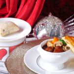 オプションメニューとして展開される「LUNCHセット」税込み7,200円～（サービス料含む）