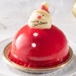 「クリスマスサンタさんの苺ムースケーキ」税込み907円