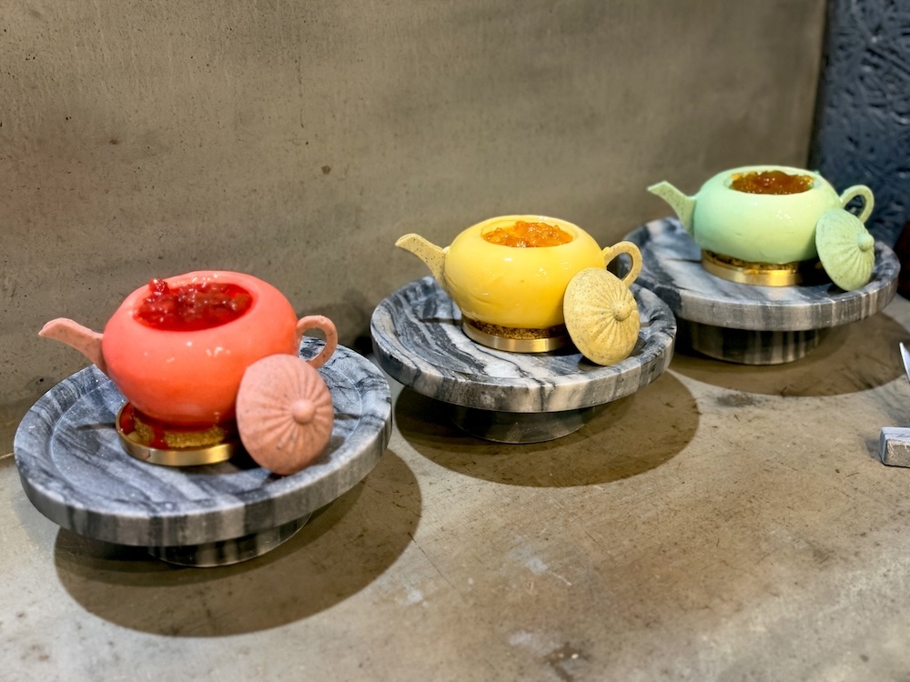 「ティーポットケーキ」イメージ